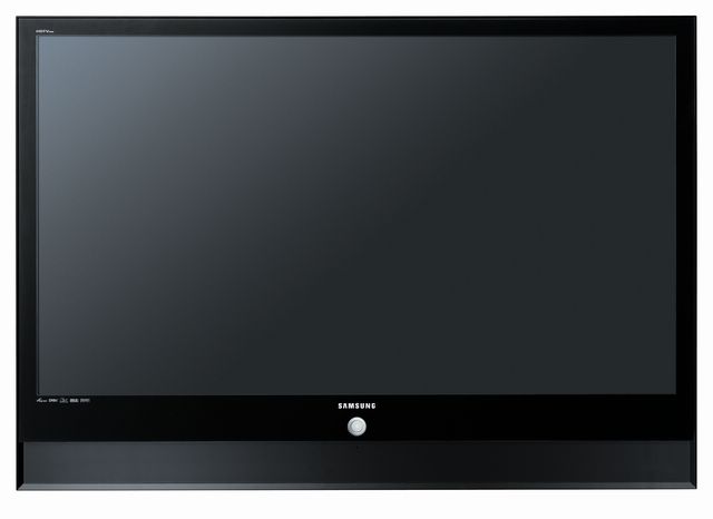 TI and Samsung partner to introduce 1080p DLP RPTVs that utilize an LED light engine at CES 2006