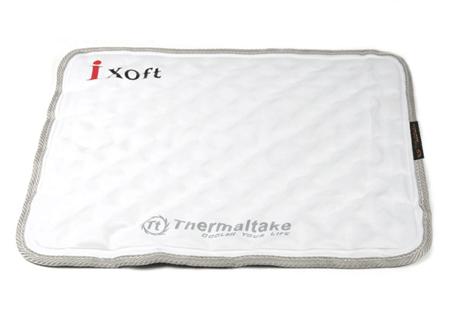 The Thermaltake iXoft passive notebook cooling pad
