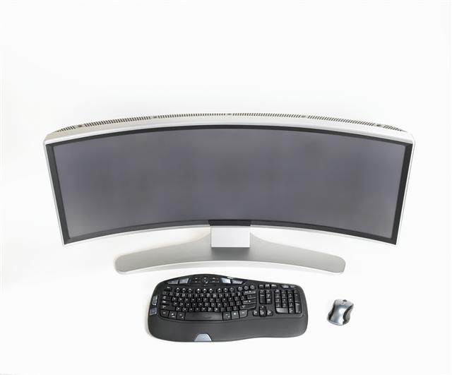 Ostendo CRVD display with keyboard and mouse