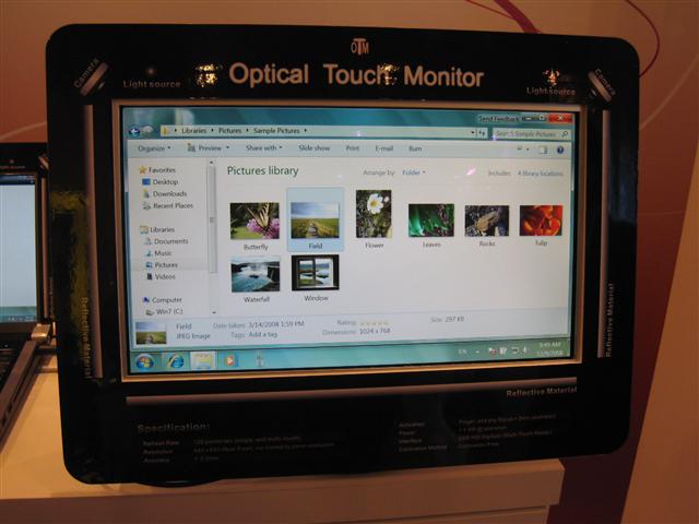 Quanta's optical touch screen technology