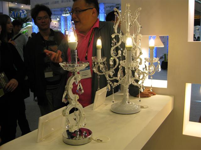 2013 Taiwan International Lighting Show: Epistar  candle lamps