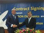 Sinbon chairman Joseph Wang (right) and Ray Service chairman Petr Gabriel