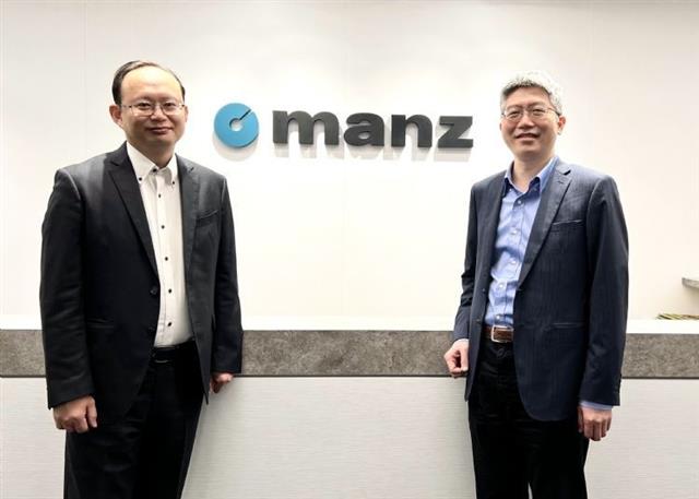 Vice President of Sales at Manz, Adam Jian (left) and Director of Technology at Manz, Dr. Eric Lee (right)