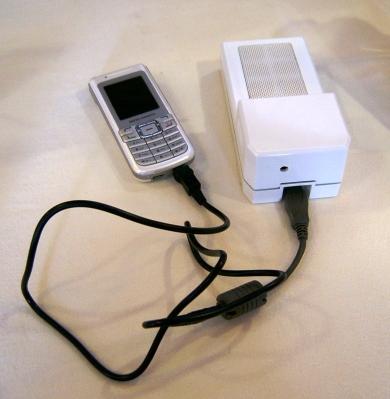 Antig's prototype 2W fuel cell handset charger