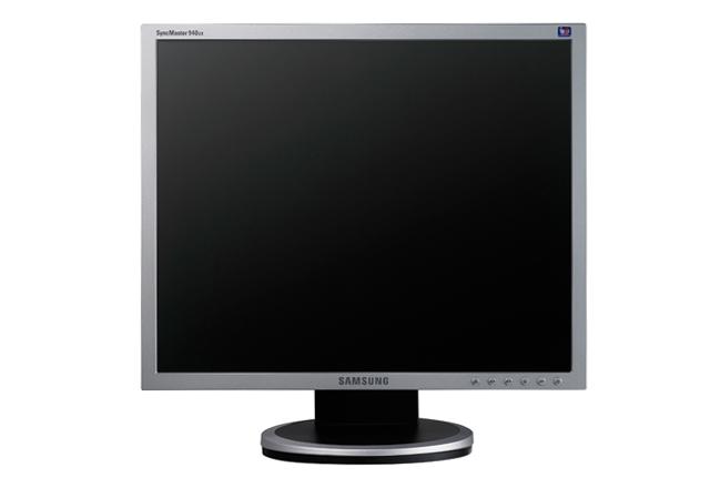 CeBIT 2007: Samsung unveils triple-input LCD monitors