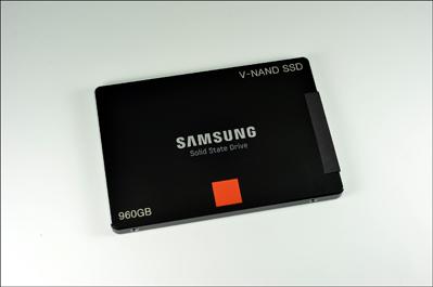 Samsung 3D V-NAND SSD