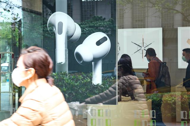 Airpods Pcb Makers Worry About Demand Deceleration