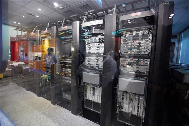 photo of PCB orders for datacenter servers to stay robust in 3Q20 image