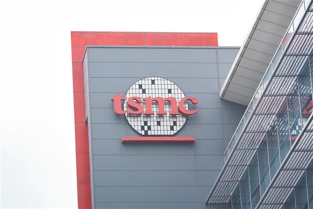 photo of TSMC 5nm technology said to be in more process variants image